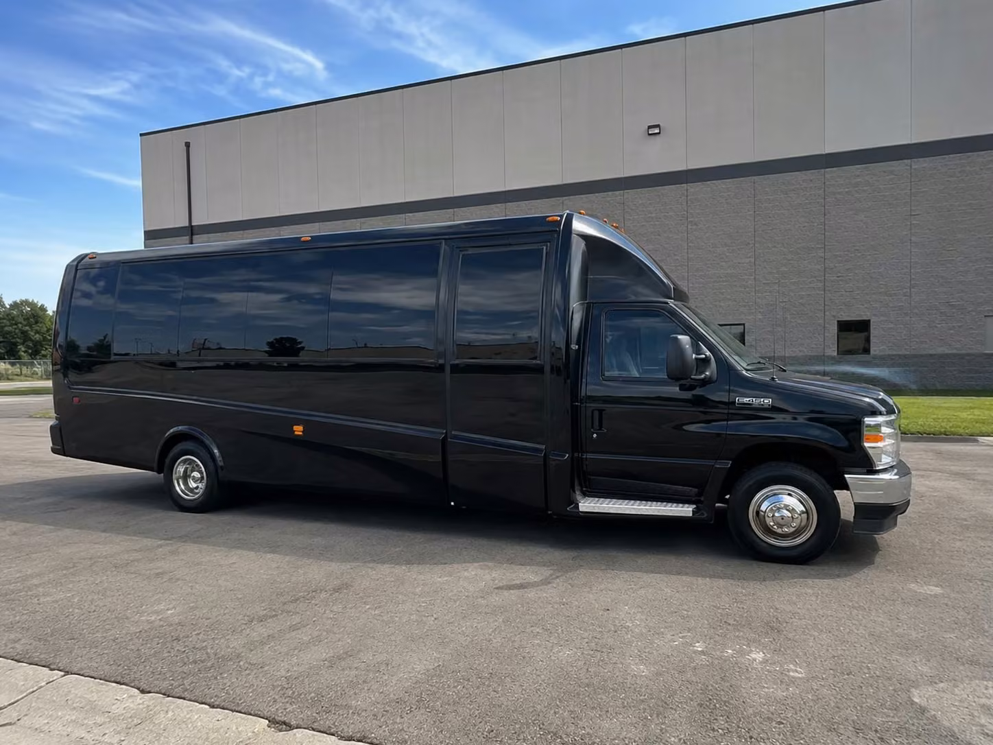 minibus rentals in edmond for smaller prom groups who want privacy and comfort