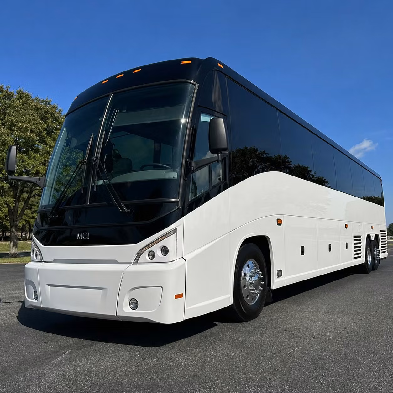 multi day charter bus rentals from edmond for groups traveling far