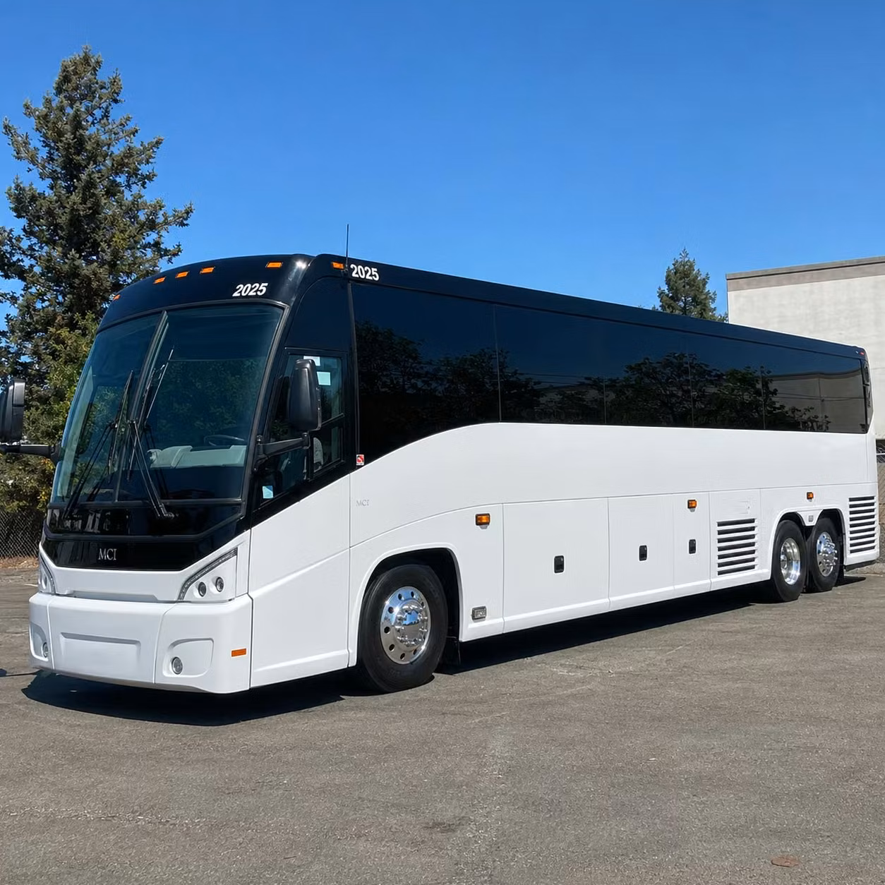 oklahoma sports teams and fan groups trust long distance charter buses from edmond